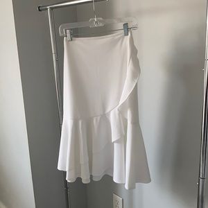 NWT Calvin Klein White Ruffle Skirt